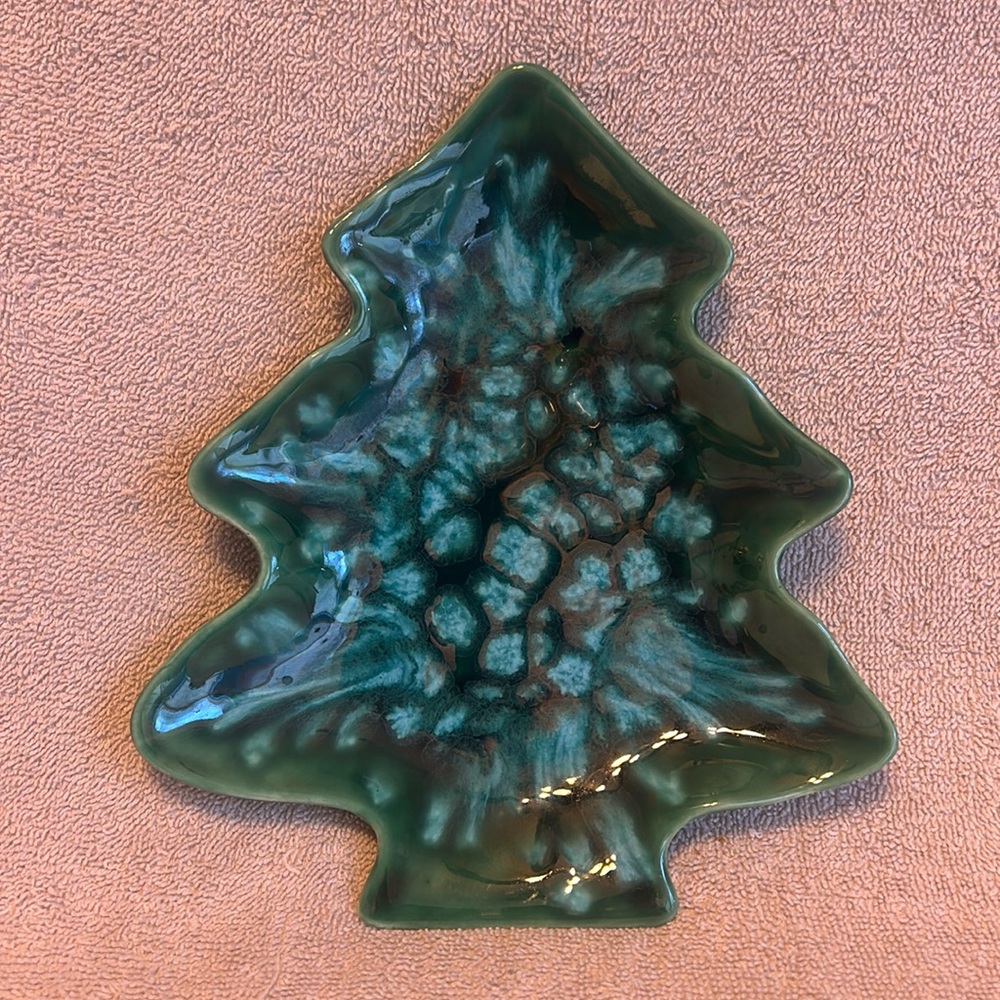 Green tree plate